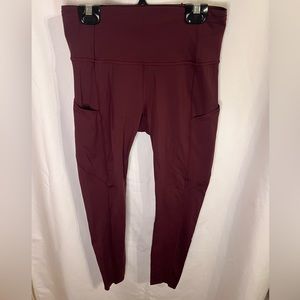 Lululemon Fast and Free Tight II 25" *Non-Reflective Nulux
Cassis Size 6